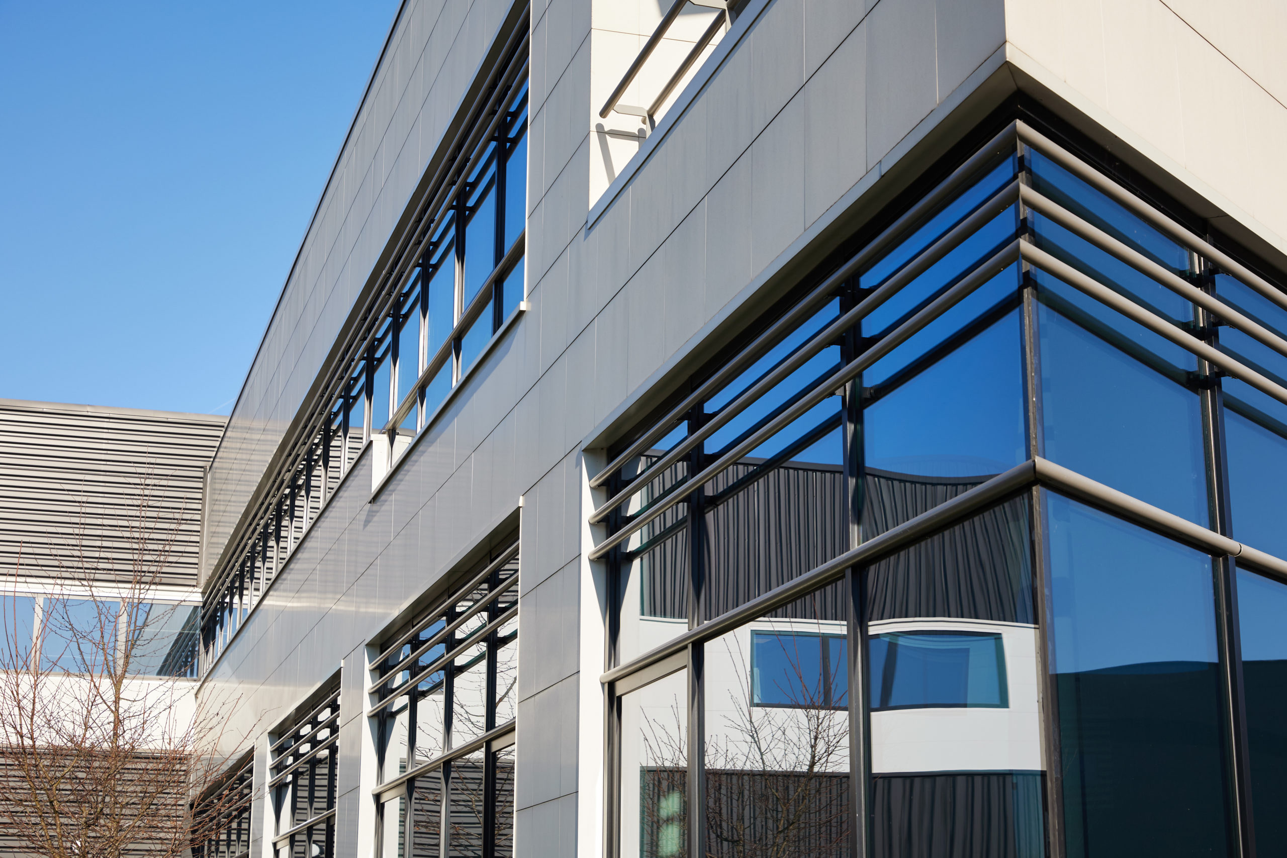 New offices and warehouse in Villebon-sur-Yvette (91), France.